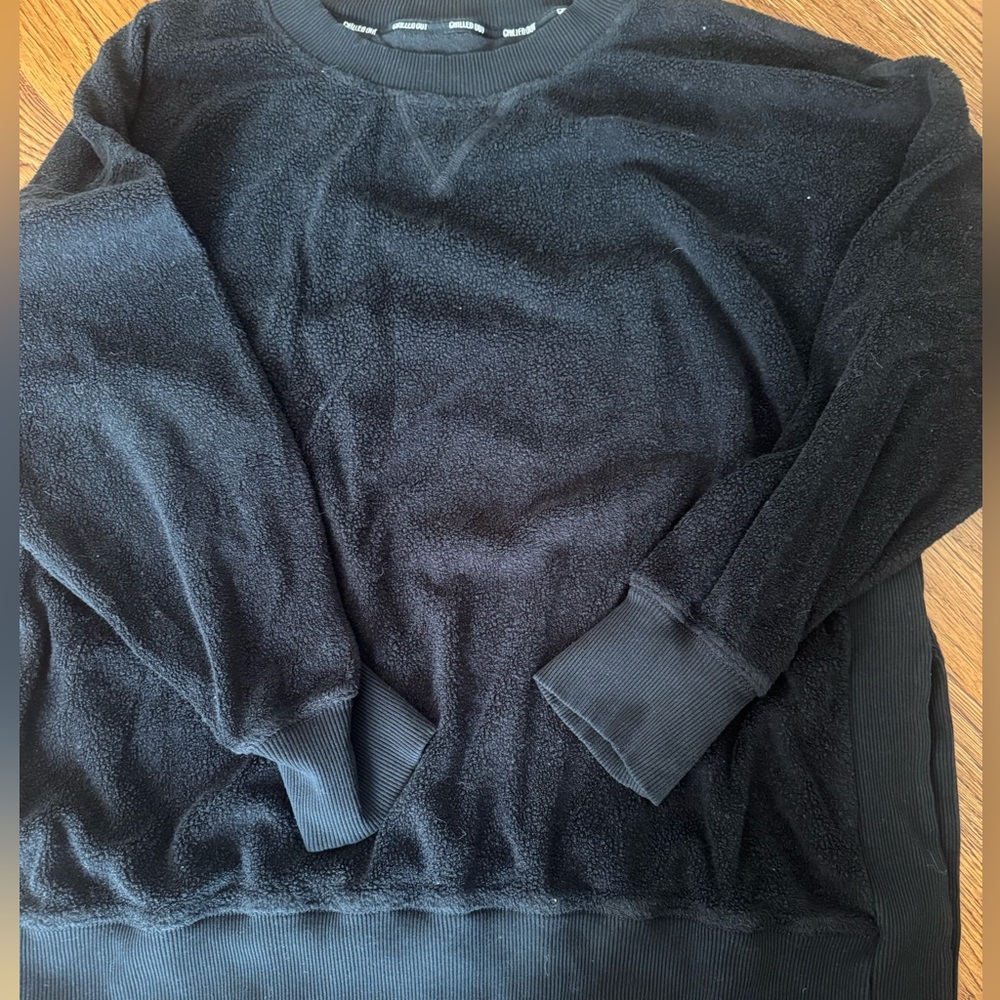 Aerie Women’s Black Crewneck Sweatshirt